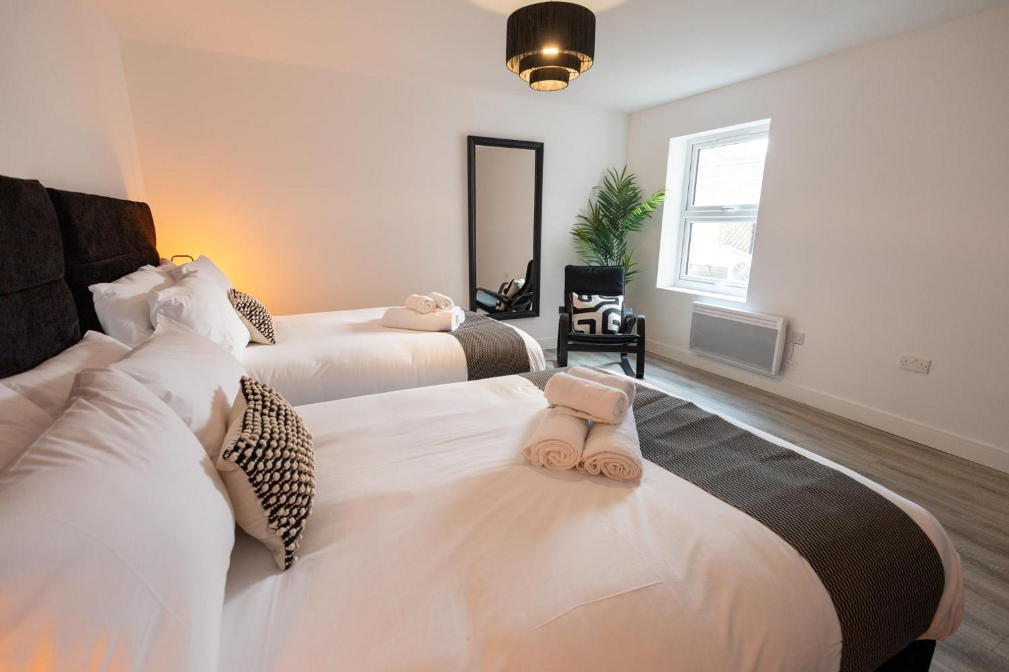 Stylist 2Bd Flat Watford Central Exterior foto